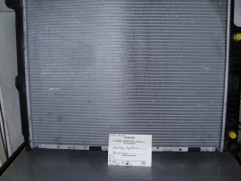 Mercedes Benz - Radiator - 210